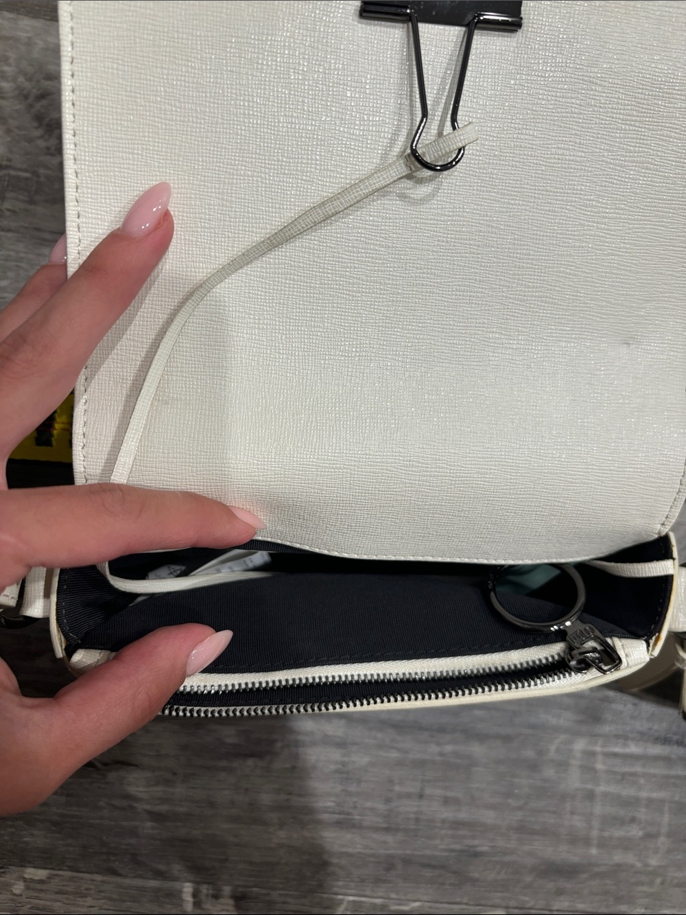 Off-White Mini Leather Binder Clip Bag - Picture 6 of 6